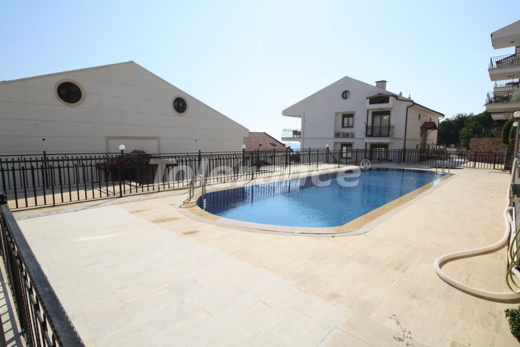 Квартира в Каше с бассейном: купить недвижимость в Турции - 30597