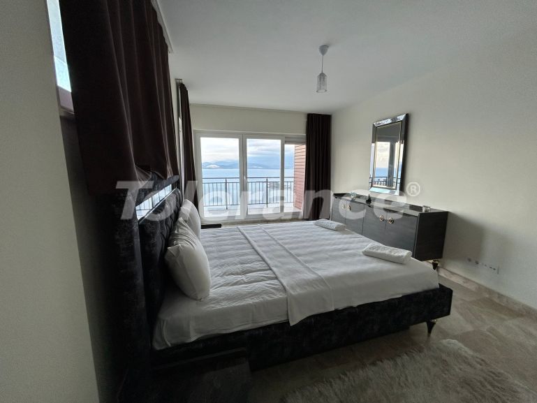 Вилла или дом в Адабюкю, Бодрум вид на море с бассейном: купить недвижимость в Турции - 70378