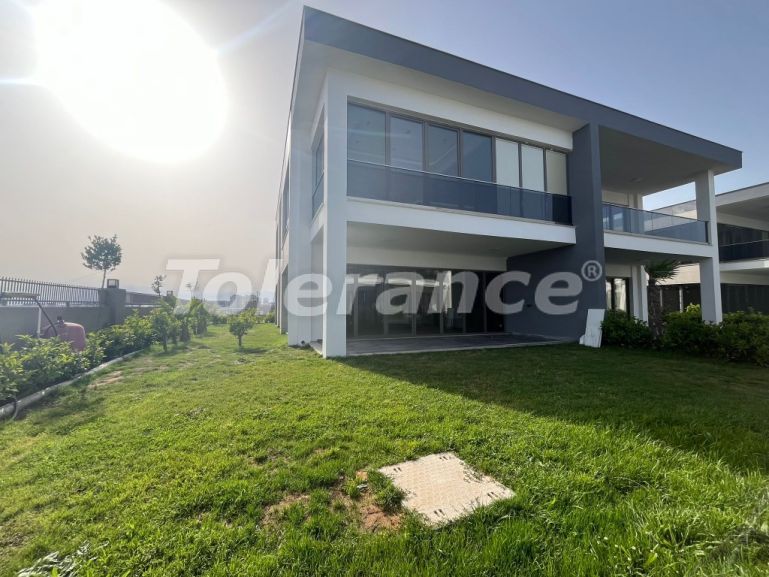 Вилла или дом от застройщика в Алтынташ, Анталия с бассейном: купить недвижимость в Турции - 107535