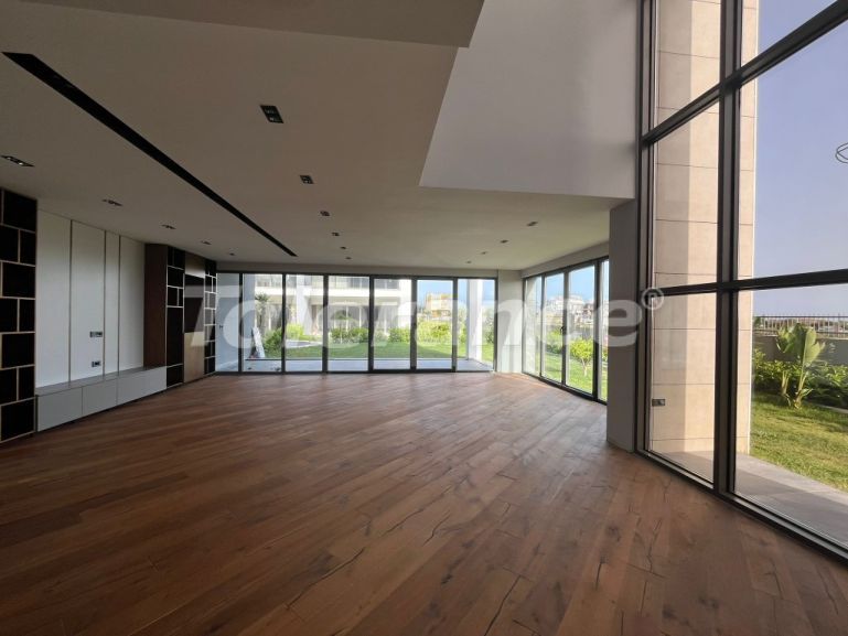 Вилла или дом от застройщика в Алтынташ, Анталия с бассейном: купить недвижимость в Турции - 107539