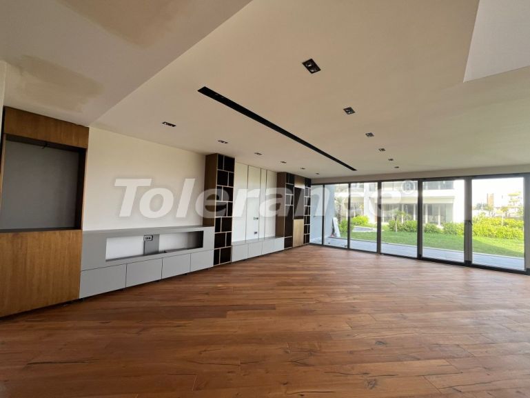 Вилла или дом от застройщика в Алтынташ, Анталия с бассейном: купить недвижимость в Турции - 107542