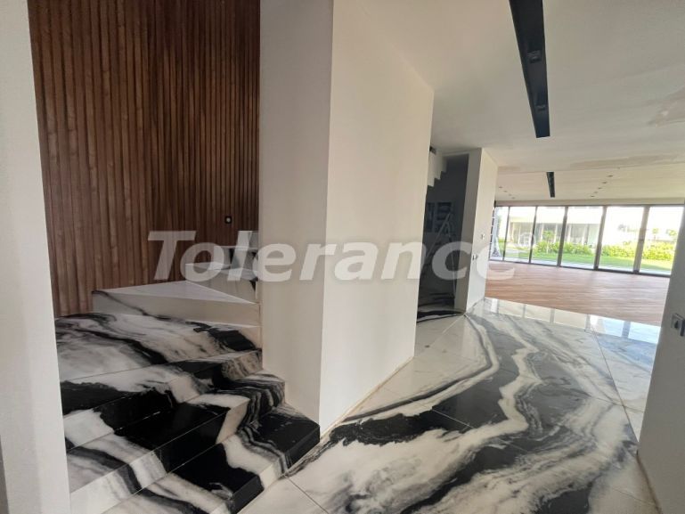 Вилла или дом от застройщика в Алтынташ, Анталия с бассейном: купить недвижимость в Турции - 107547