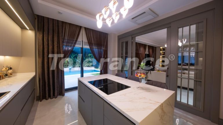 Вилла или дом от застройщика в Алтынташ, Анталия с бассейном в рассрочку: купить недвижимость в Турции - 135966