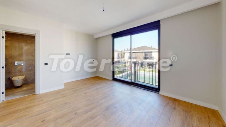 Вилла или дом от застройщика в Алтынташ, Анталия с бассейном: купить недвижимость в Турции - 67016