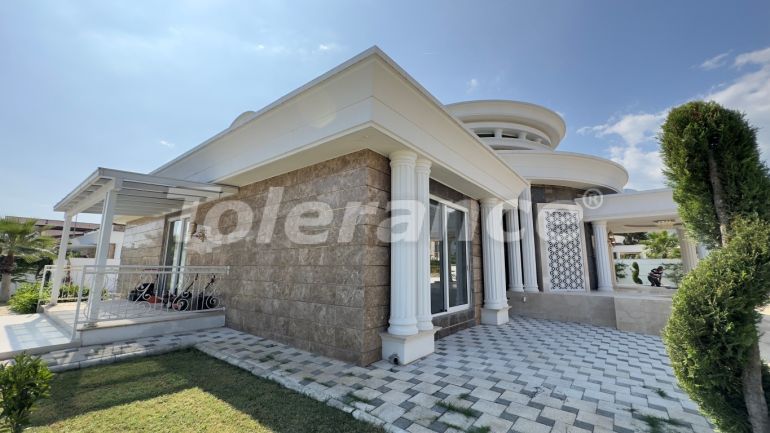 Вилла или дом от застройщика в Арсланбуджак, Кемер с бассейном - 102537 Вилла или дом от застройщика в Арсланбуджак, Кемер с бассейном: купить недвижимость в Турции - 102537