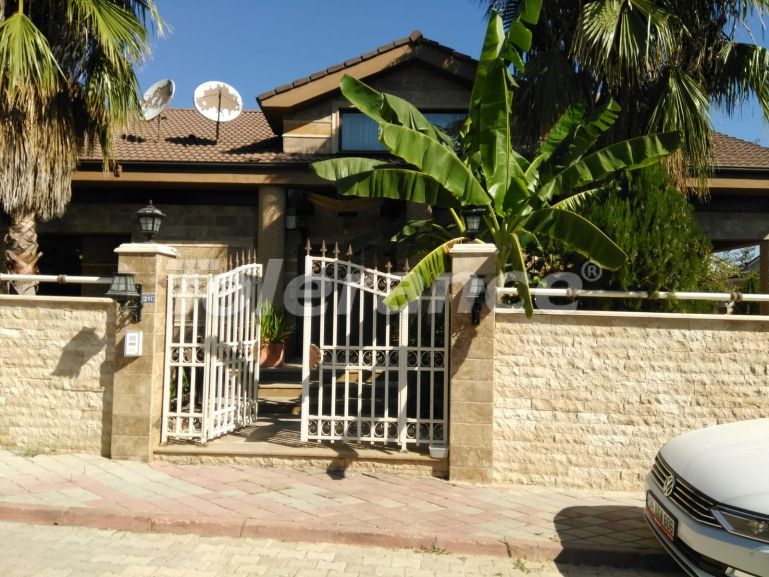 Вилла или дом от застройщика в Арсланбуджак, Кемер с бассейном: купить недвижимость в Турции - 127938