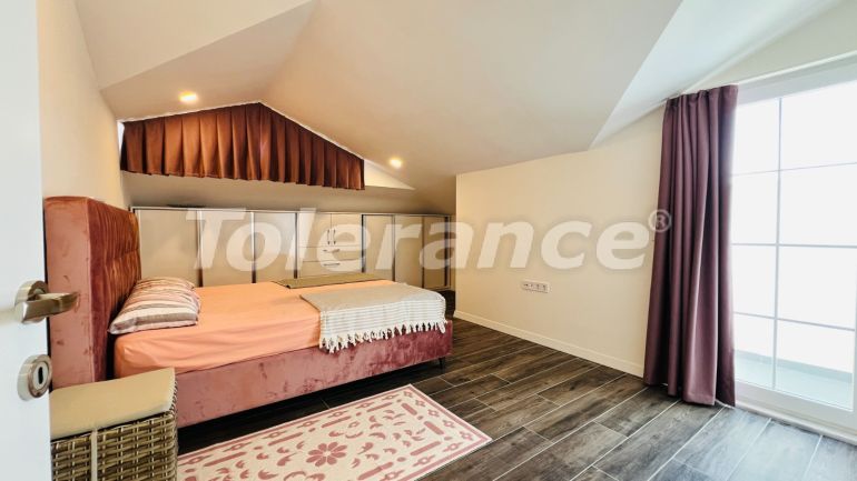 Вилла или дом в Арсланбуджак, Кемер с бассейном: купить недвижимость в Турции - 136357