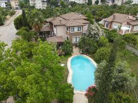 Вилла или дом в Арсланбуджак, Кемер с бассейном: купить недвижимость в Турции - 136749