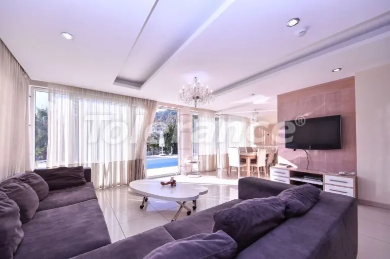 Вилла или дом от застройщика в Асланбуджак, Кемер с бассейном: купить недвижимость в Турции - 26827