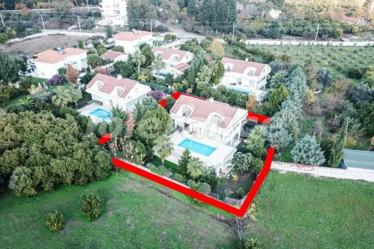 Вилла или дом от застройщика в Асланбуджак, Кемер с бассейном: купить недвижимость в Турции - 26832