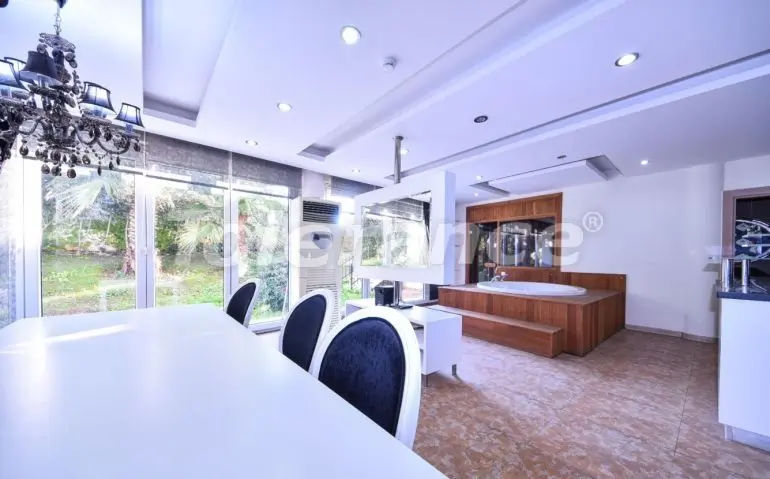 Вилла или дом от застройщика в Асланбуджак, Кемер с бассейном: купить недвижимость в Турции - 26842