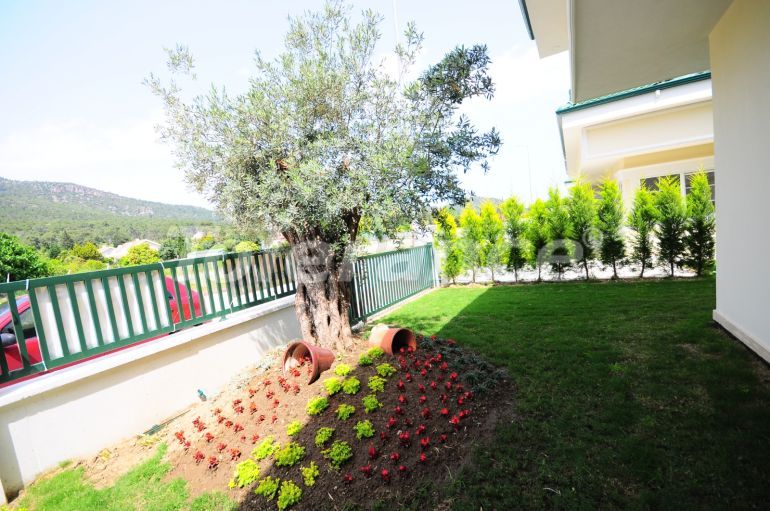 Вилла или дом в Асланбуджак, Кемер с бассейном: купить недвижимость в Турции - 67662