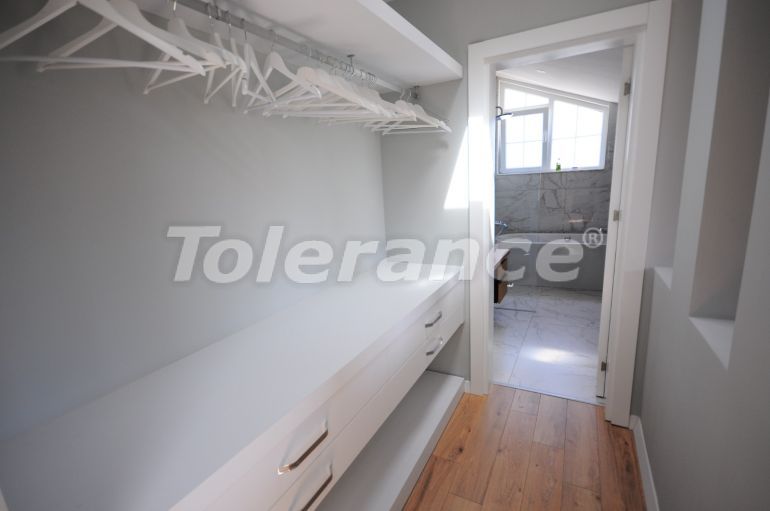 Вилла или дом в Асланбуджак, Кемер с бассейном: купить недвижимость в Турции - 67666