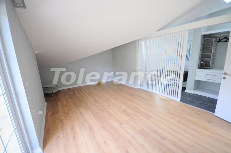 Вилла или дом в Асланбуджак, Кемер с бассейном: купить недвижимость в Турции - 67672