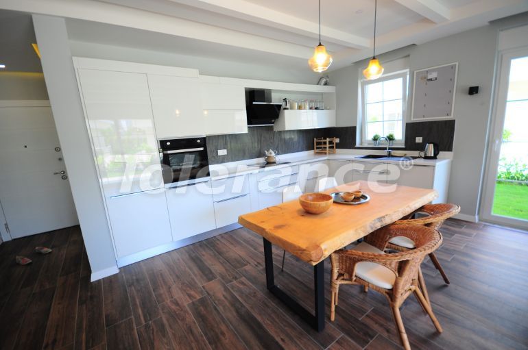 Вилла или дом в Асланбуджак, Кемер с бассейном: купить недвижимость в Турции - 67678