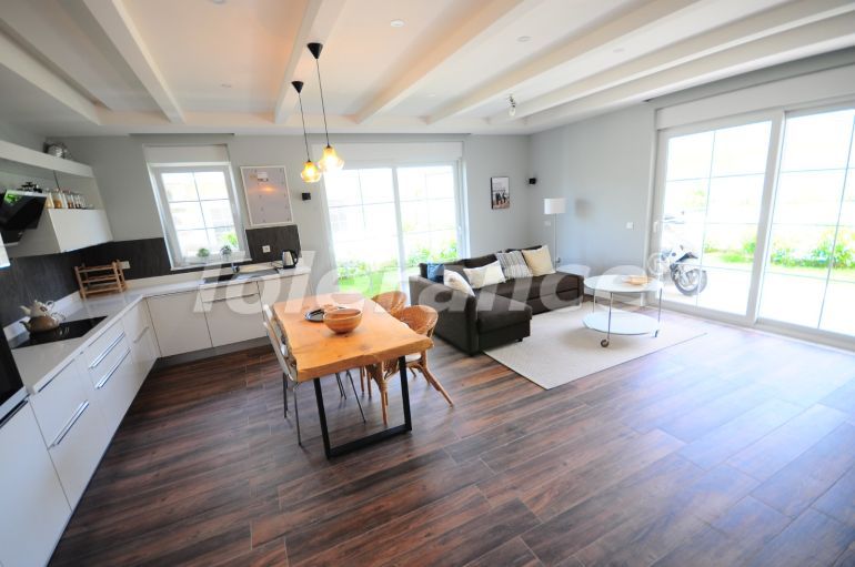 Вилла или дом в Асланбуджак, Кемер с бассейном: купить недвижимость в Турции - 67685