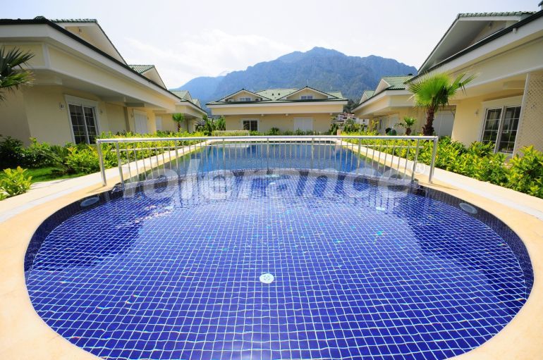 Вилла или дом в Асланбуджак, Кемер с бассейном: купить недвижимость в Турции - 67689