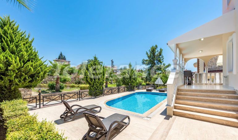 Вилла или дом от застройщика в Авсаларе, Аланья вид на море с бассейном - 127110 Вилла или дом от застройщика в Авсаларе, Аланья вид на море с бассейном: купить недвижимость в Турции - 127110