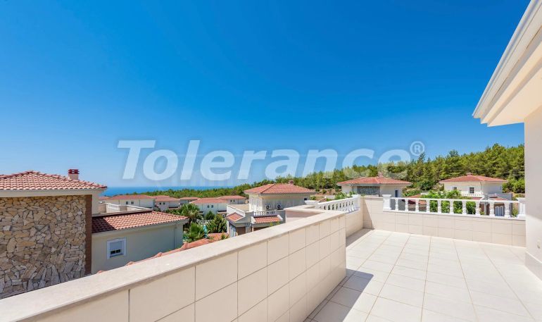 Вилла или дом от застройщика в Авсаларе, Аланья вид на море с бассейном - 127124 Вилла или дом от застройщика в Авсаларе, Аланья вид на море с бассейном: купить недвижимость в Турции - 127124