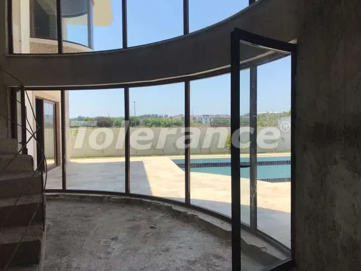 Вилла или дом от застройщика в Белеке с бассейном: купить недвижимость в Турции - 527