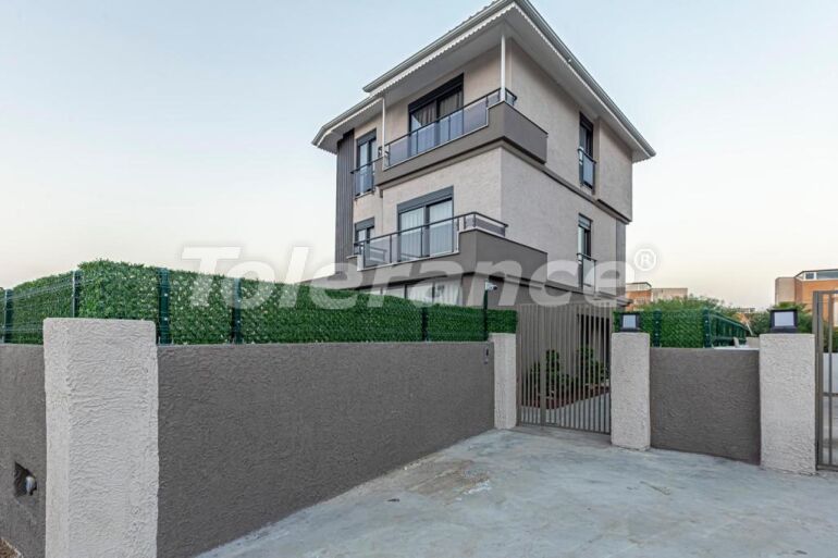 Вилла или дом от застройщика в Белеке с бассейном: купить недвижимость в Турции - 64349