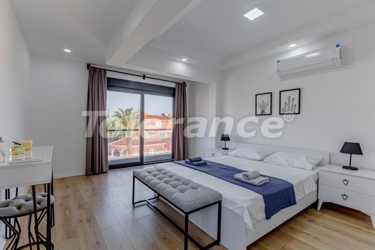 Вилла или дом от застройщика в Белеке с бассейном: купить недвижимость в Турции - 64350