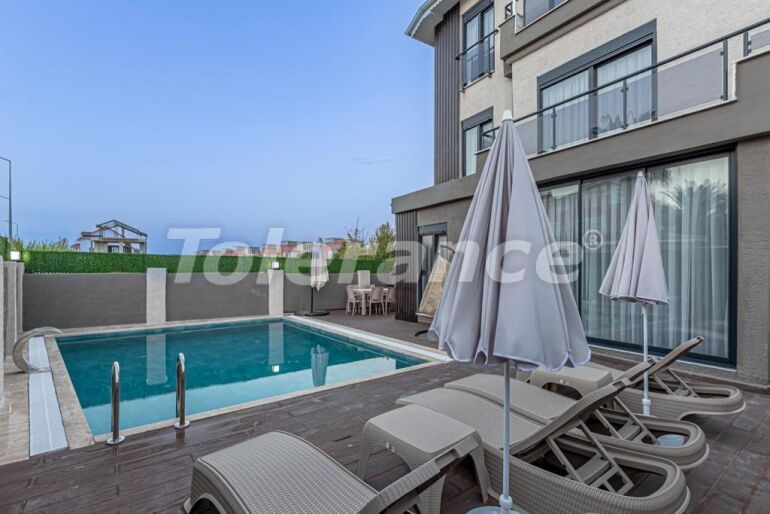 Вилла или дом от застройщика в Белеке с бассейном: купить недвижимость в Турции - 64367