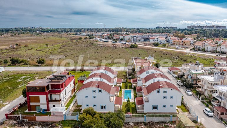 Вилла или дом в Белеке с бассейном: купить недвижимость в Турции - 82035