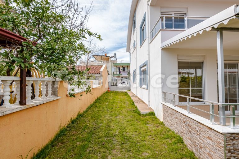 Вилла или дом в Белеке с бассейном: купить недвижимость в Турции - 82095