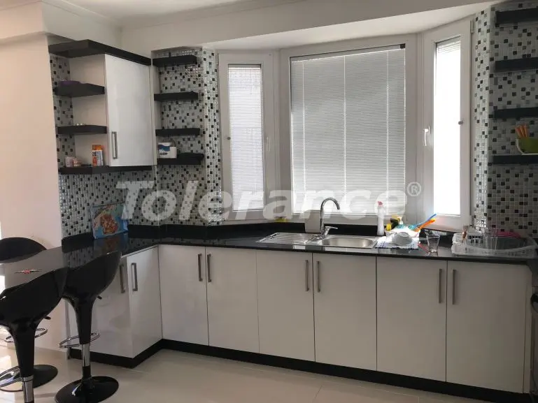 Вилла или дом в Центр Белека, Белек с бассейном: купить недвижимость в Турции - 17978