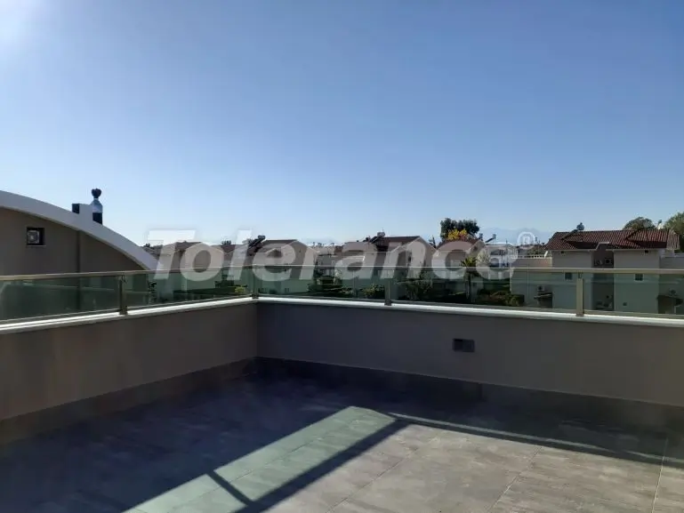 Вилла или дом в Центр Белека, Белек с бассейном: купить недвижимость в Турции - 22460