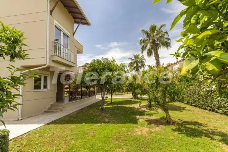 Вилла или дом от застройщика в Центр Белека, Белек с бассейном: купить недвижимость в Турции - 34030