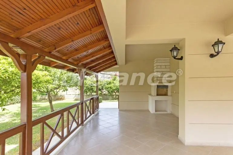 Вилла или дом от застройщика в Центр Белека, Белек с бассейном: купить недвижимость в Турции - 34053