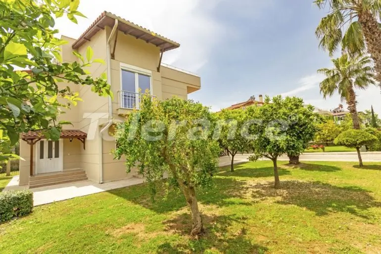 Вилла или дом от застройщика в Центр Белека, Белек с бассейном: купить недвижимость в Турции - 34054