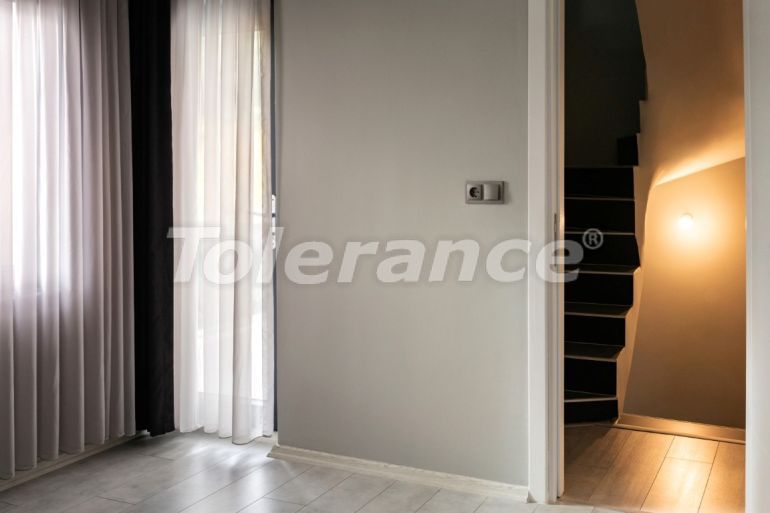 Вилла или дом в Бейджик, Кемер с бассейном: купить недвижимость в Турции - 136446