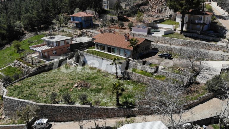 Вилла или дом в Бейджик, Кемер вид на море: купить недвижимость в Турции - 78469