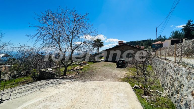 Вилла или дом в Бейджик, Кемер вид на море: купить недвижимость в Турции - 78493