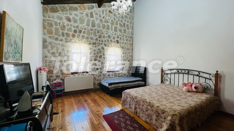 Вилла или дом в Бейджик, Кемер вид на море: купить недвижимость в Турции - 78497