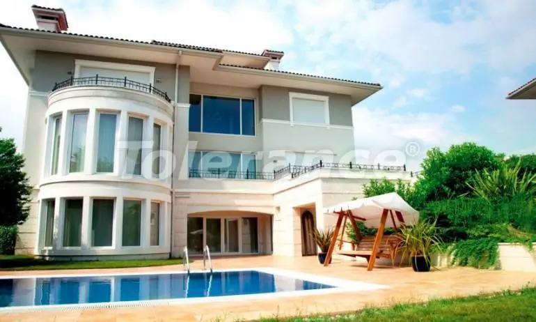 Вилла или дом в Бейликдюзю, Стамбул вид на море с бассейном в рассрочку: купить недвижимость в Турции - 36810