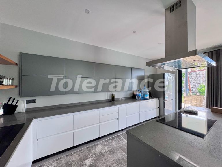 Вилла или дом в Битез, Бодрум с бассейном: купить недвижимость в Турции - 133315