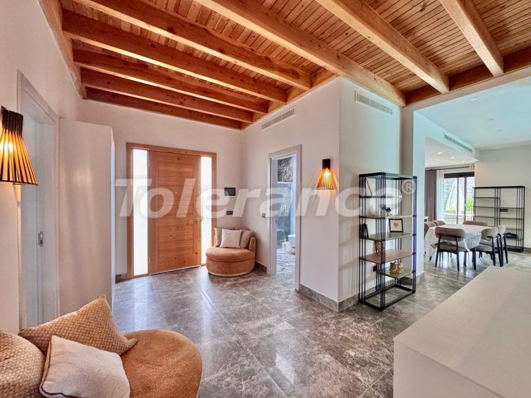 Вилла или дом в Битез, Бодрум с бассейном: купить недвижимость в Турции - 133320