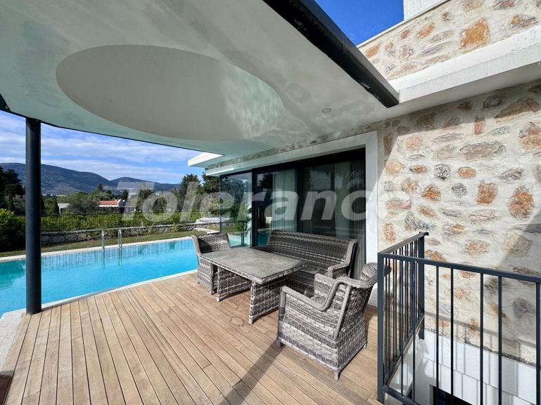 Вилла или дом в Битез, Бодрум с бассейном: купить недвижимость в Турции - 133327