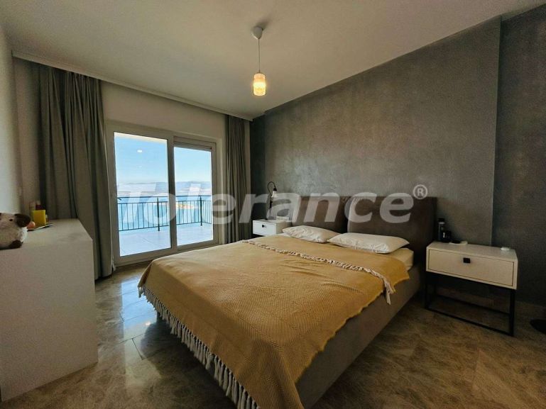 Вилла или дом в Бодруме вид на море с бассейном: купить недвижимость в Турции - 133372