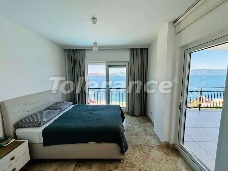 Вилла или дом в Бодруме вид на море с бассейном: купить недвижимость в Турции - 133373