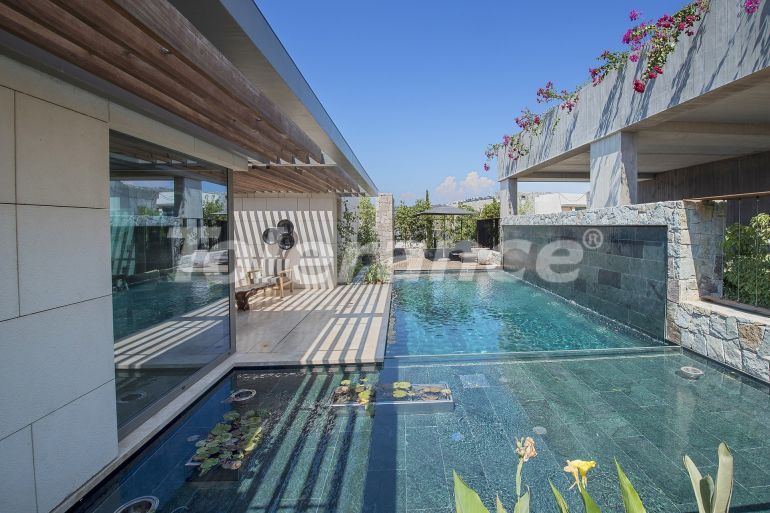 Вилла или дом от застройщика в Бодруме вид на море с бассейном: купить недвижимость в Турции - 50492