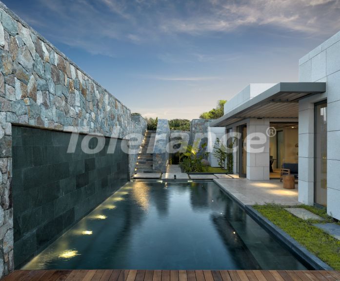 Вилла или дом от застройщика в Бодруме вид на море с бассейном: купить недвижимость в Турции - 50495