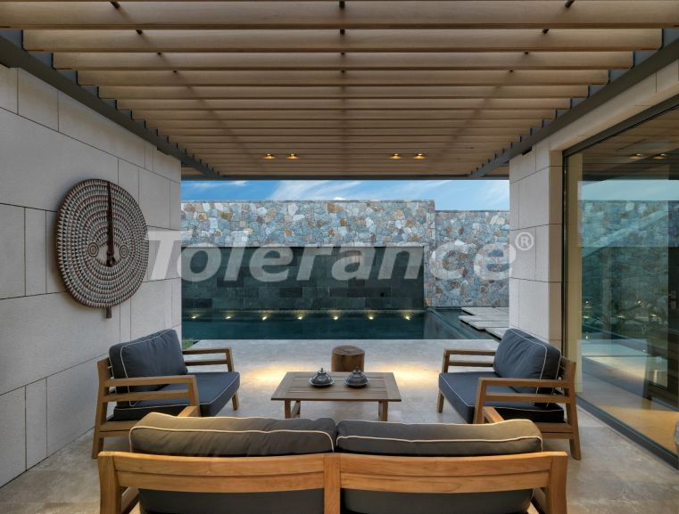 Вилла или дом от застройщика в Бодруме вид на море с бассейном: купить недвижимость в Турции - 50501