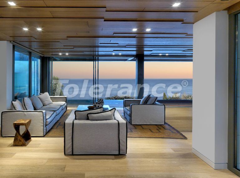 Вилла или дом от застройщика в Бодруме вид на море с бассейном: купить недвижимость в Турции - 50509