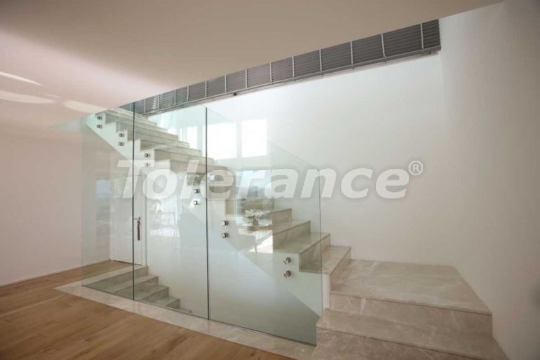 Вилла или дом от застройщика в Бодруме вид на море с бассейном: купить недвижимость в Турции - 70497