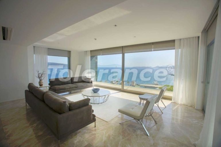 Вилла или дом от застройщика в Бодруме вид на море с бассейном: купить недвижимость в Турции - 70500